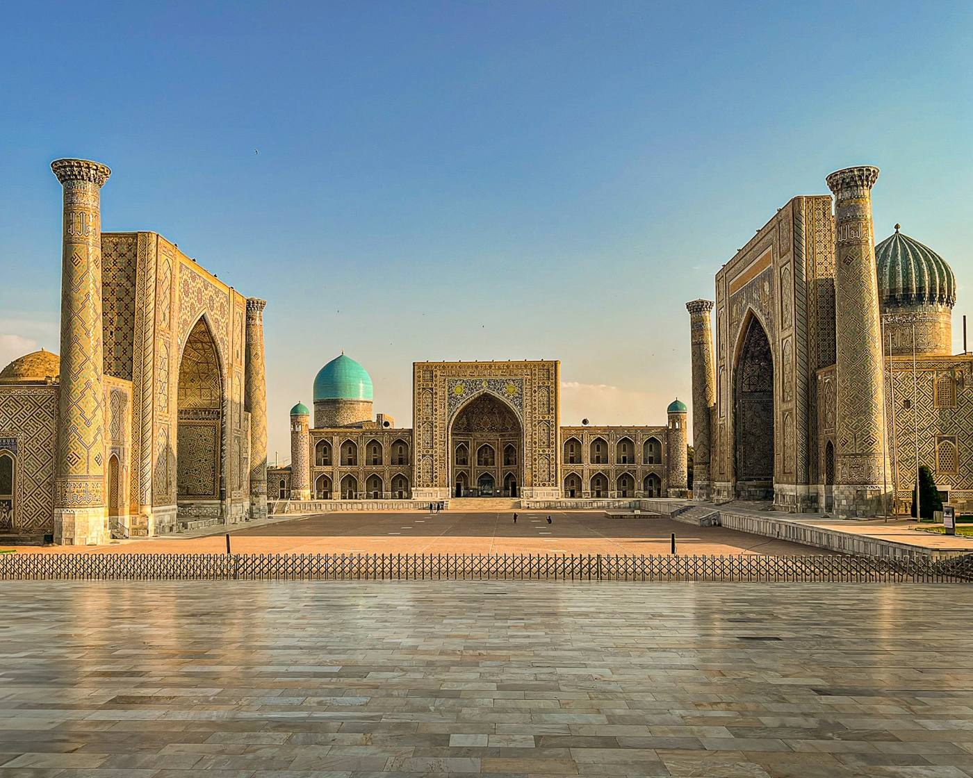 Praça Registan, em Samarcanda